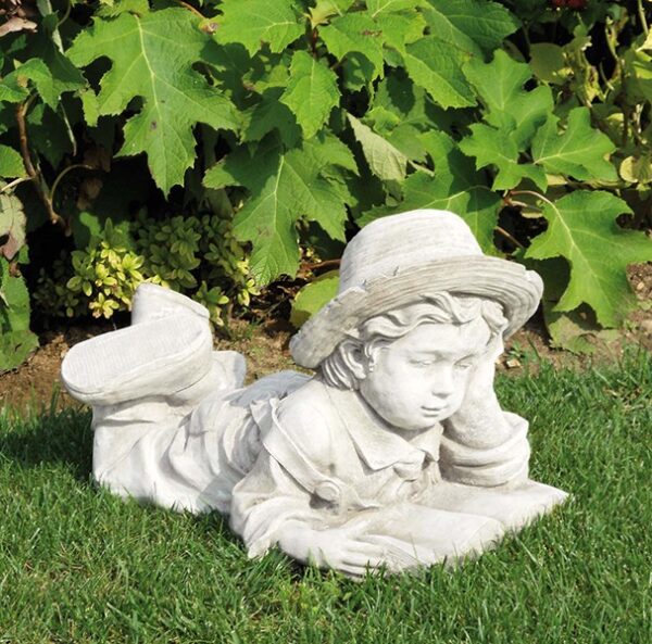 Bimbo che legge - statua da giardino arredo da giardino in graniglia di marmo di Carrara