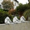 Serie 3 scimmie - arredo da giardino statue da giardino in graniglia di marmo di Carrara