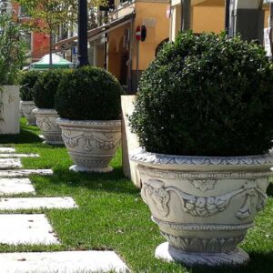 Vaso Ortensia (Grande)-graniglia di marmo di carrara arredo da giardino