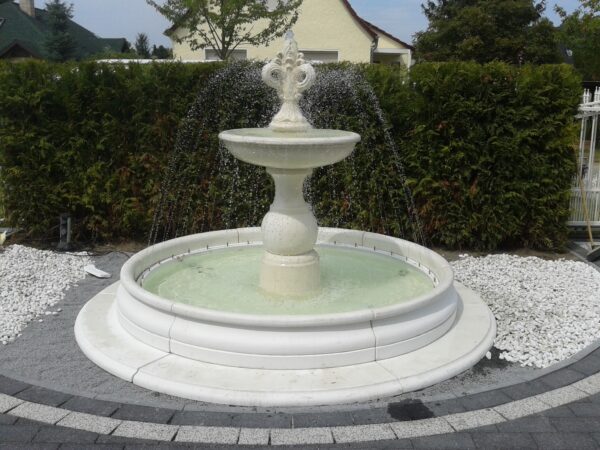 Fontana Viareggio - fontane da giardino funzionanti in graniglia di marmo di Carrara