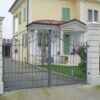 Pilastro Gonzaga G. - edilizia in cemento bianco