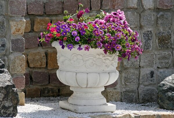 Vaso tea (piccolo)- arredo da giardino in graniglia di marmo di carrara
