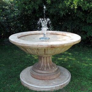 Fontana Vieste fontane da giardino funzionanti in graniglia di marmo di Carrara